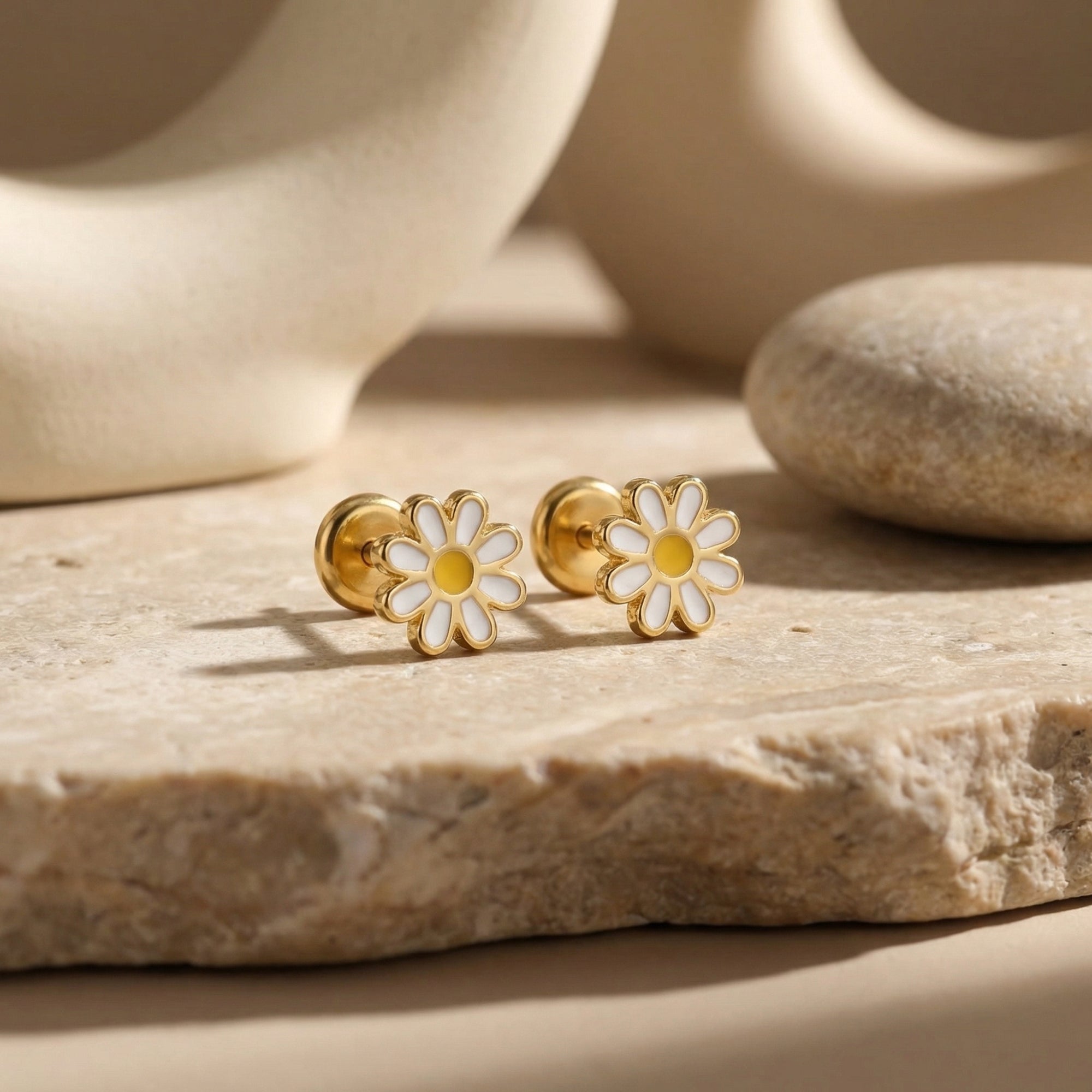 The Blooming Daisy Earrings