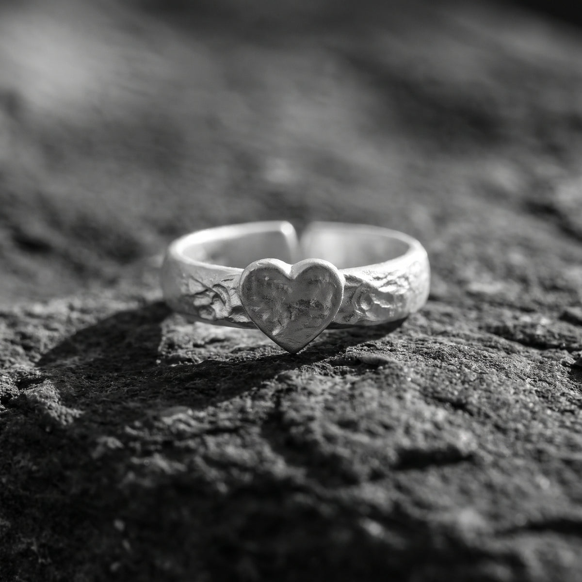 The Hammered Heart Ring