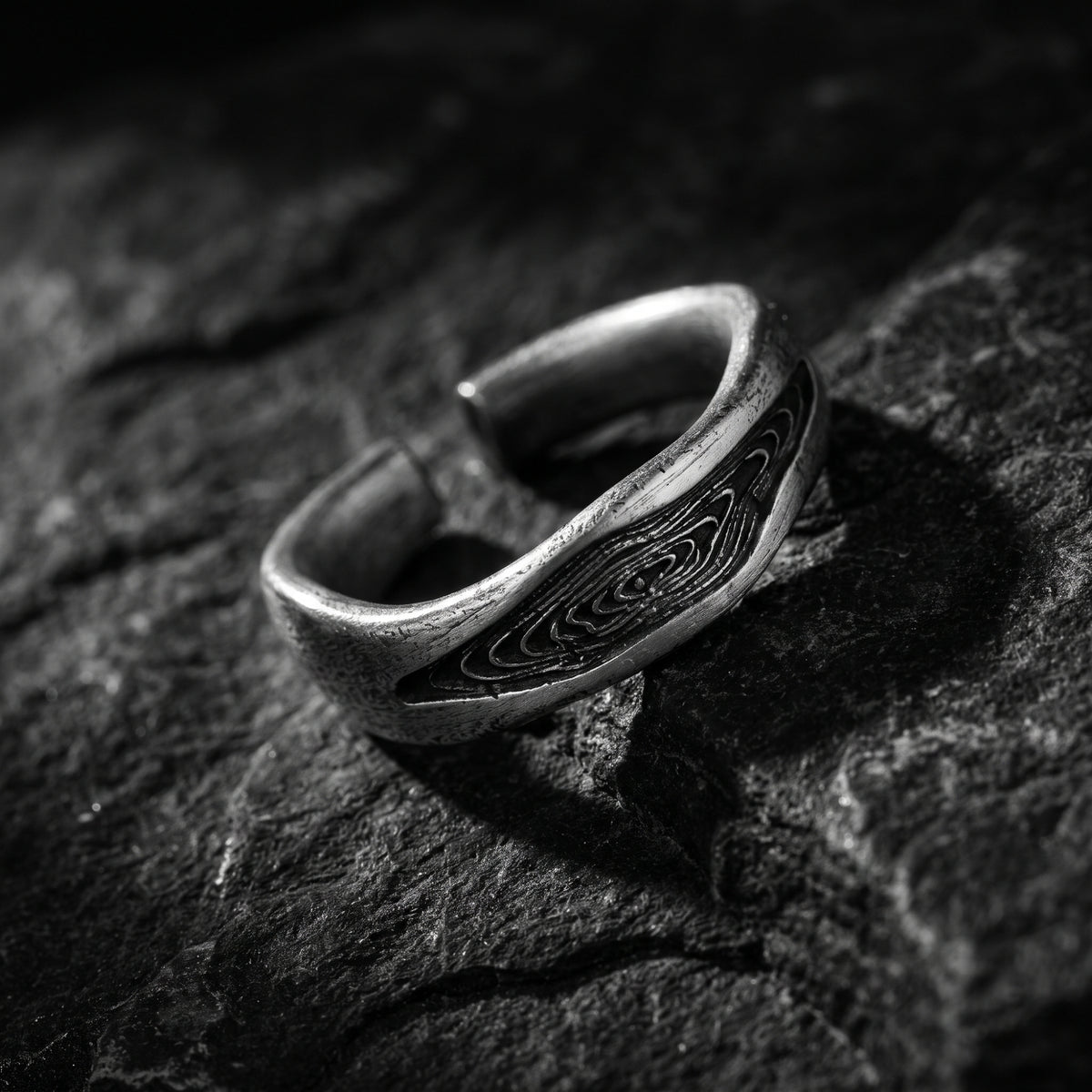 The Wood Grain Open Ring