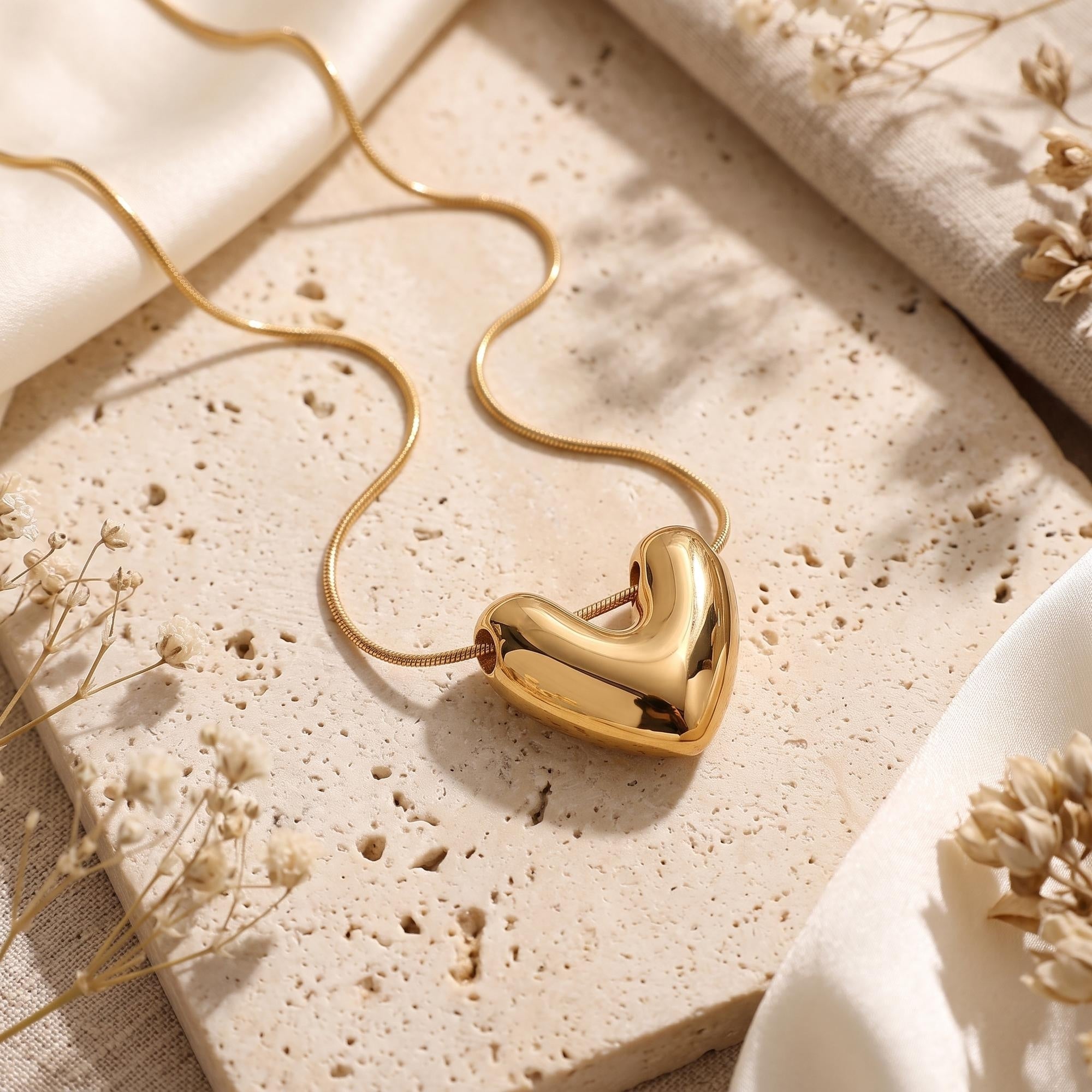 The Sculptural Heart Necklace