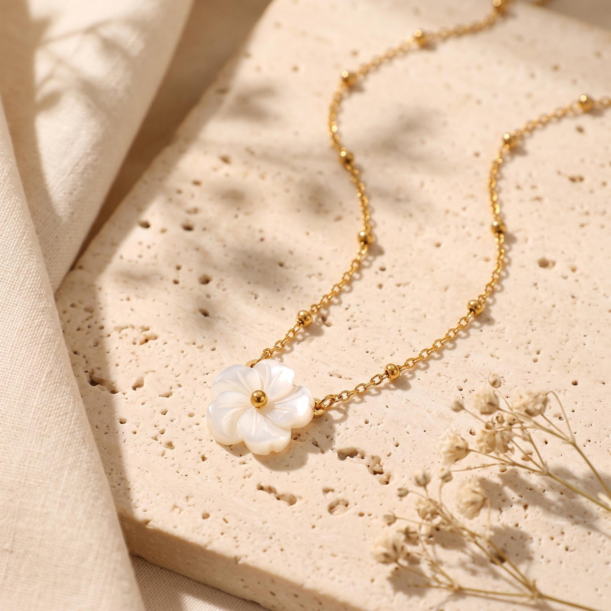 The Flora Station Necklace