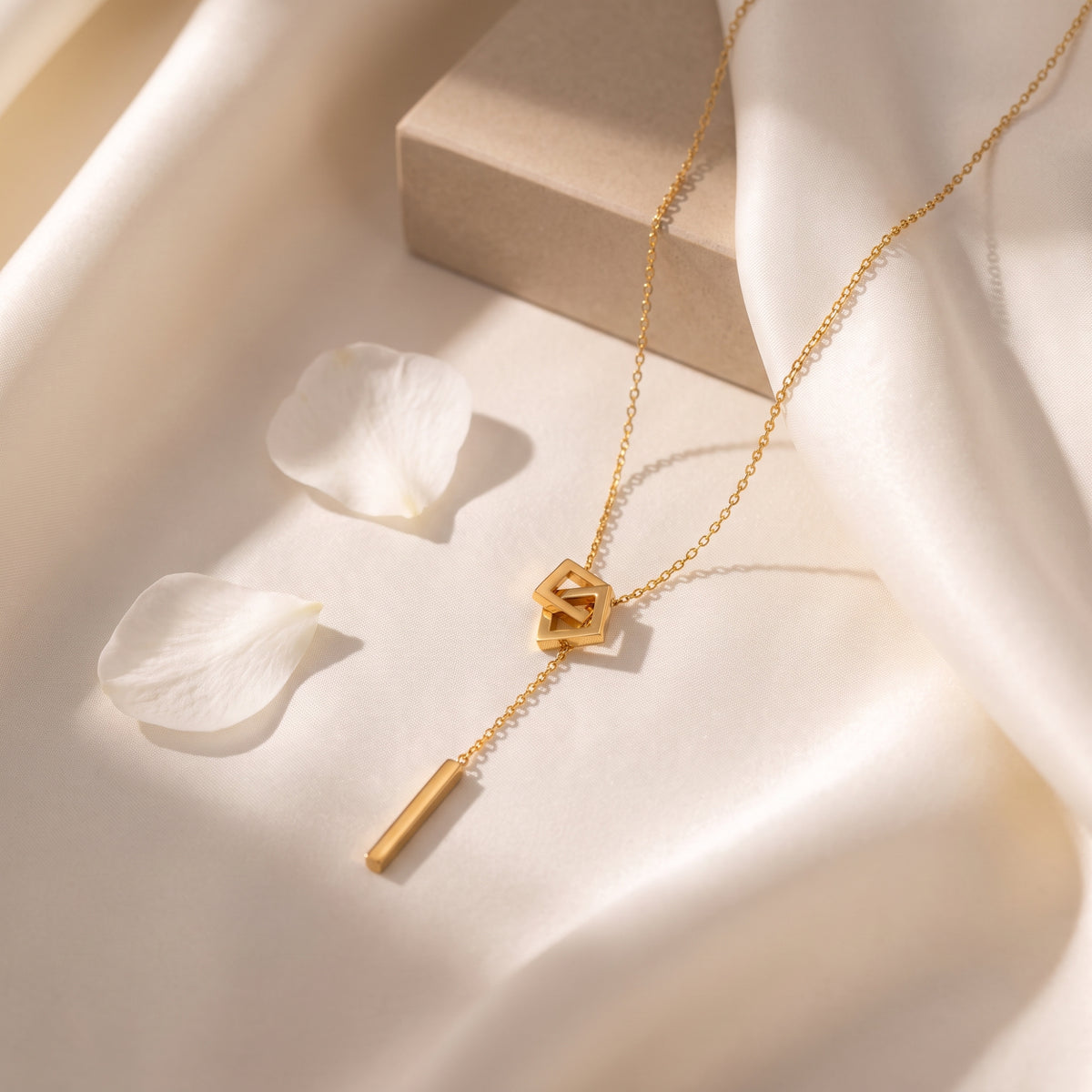 The Square Link Lariat Necklace