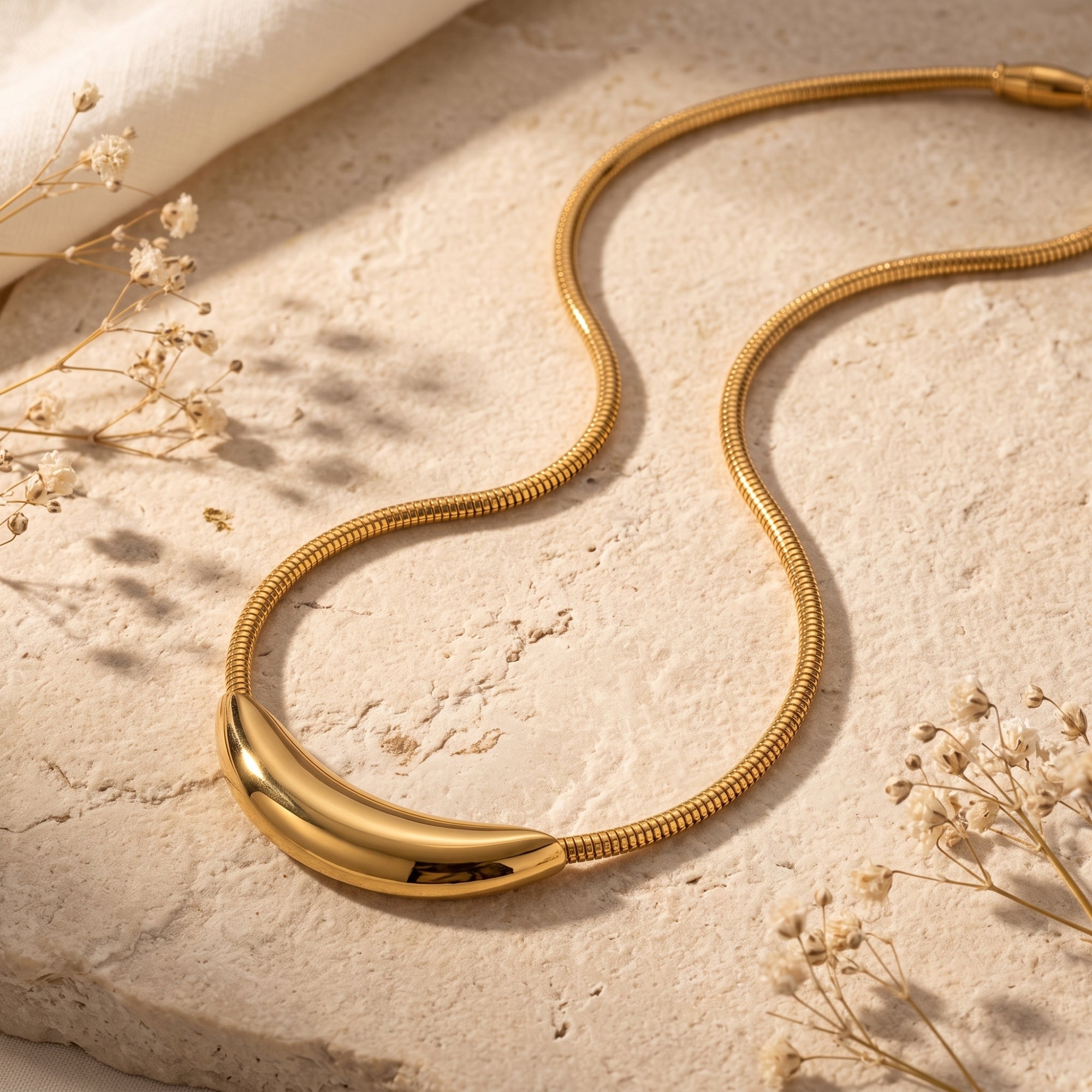 The Curved Crescent Collar Necklace