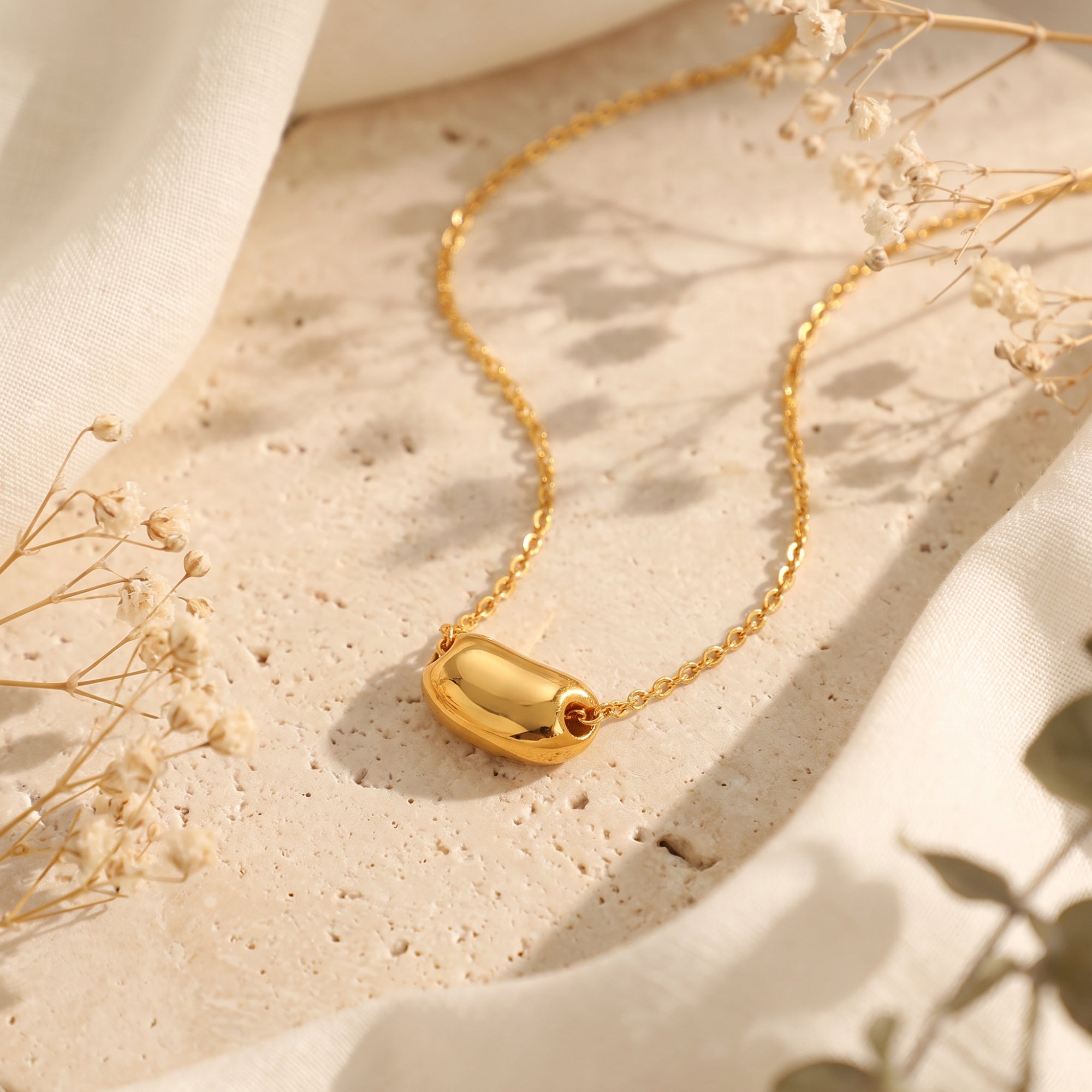 The Sculpted Pod Necklace