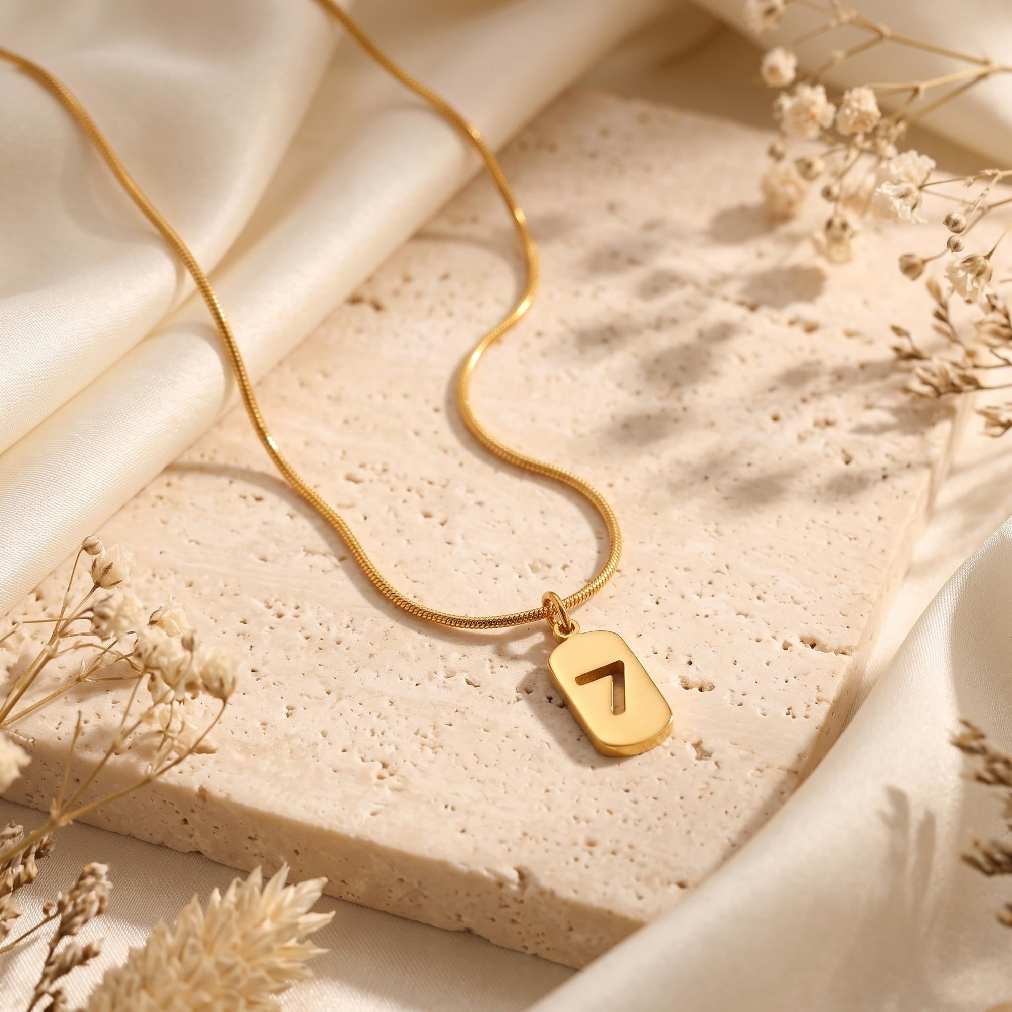 The Lucky Seven Pendant Necklace