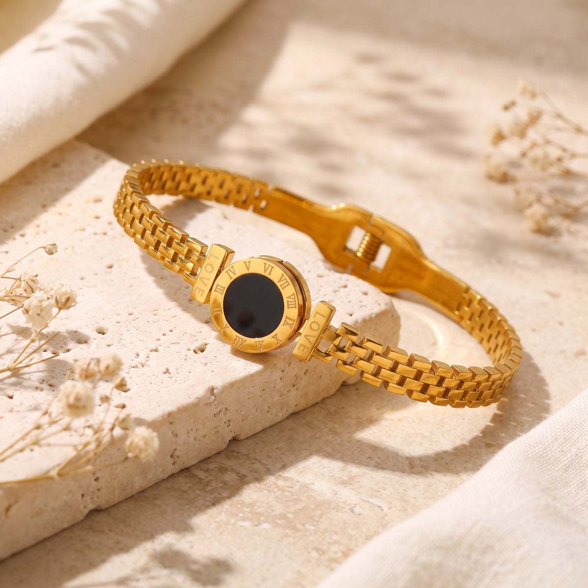 The Roman Link Bracelet