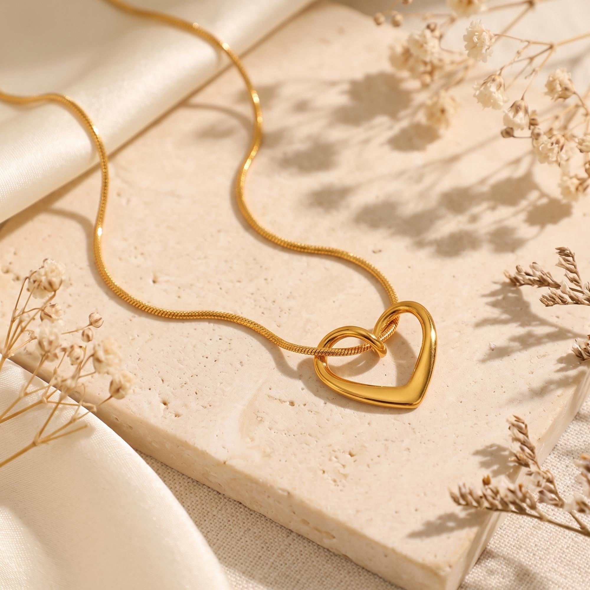 The Fluid Heart Necklace