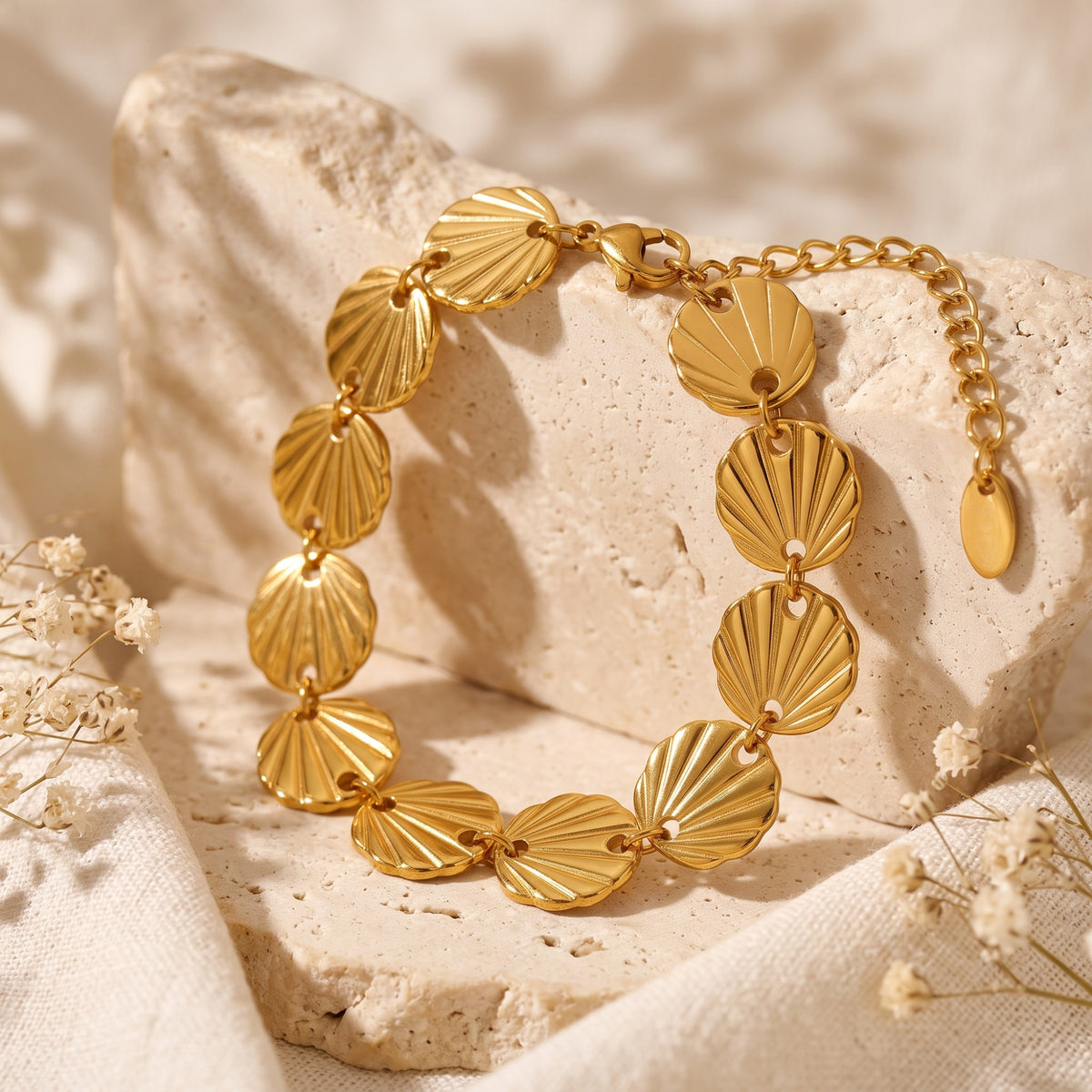 The Seashell Link Bracelet