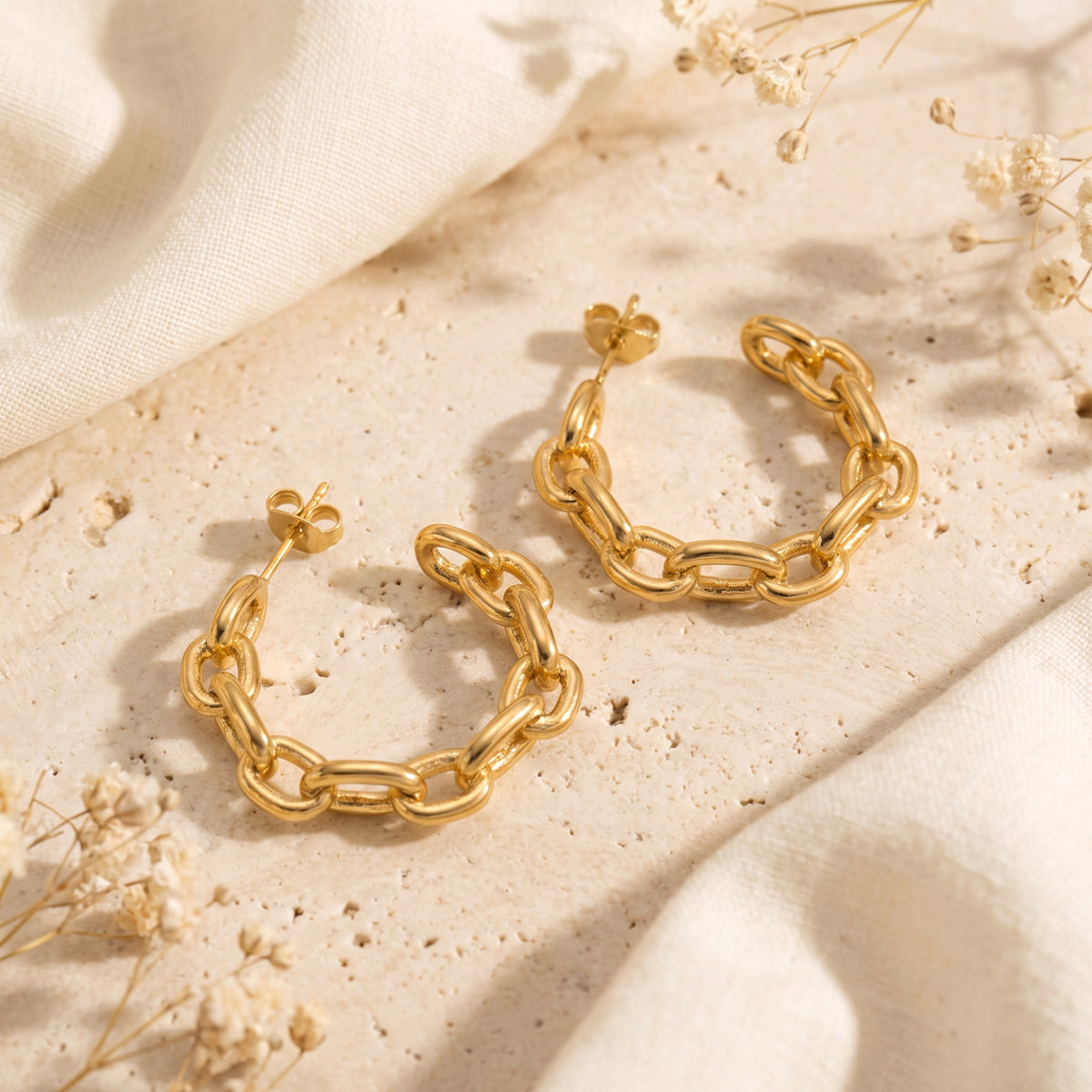 The Curb Link Hoop Earrings