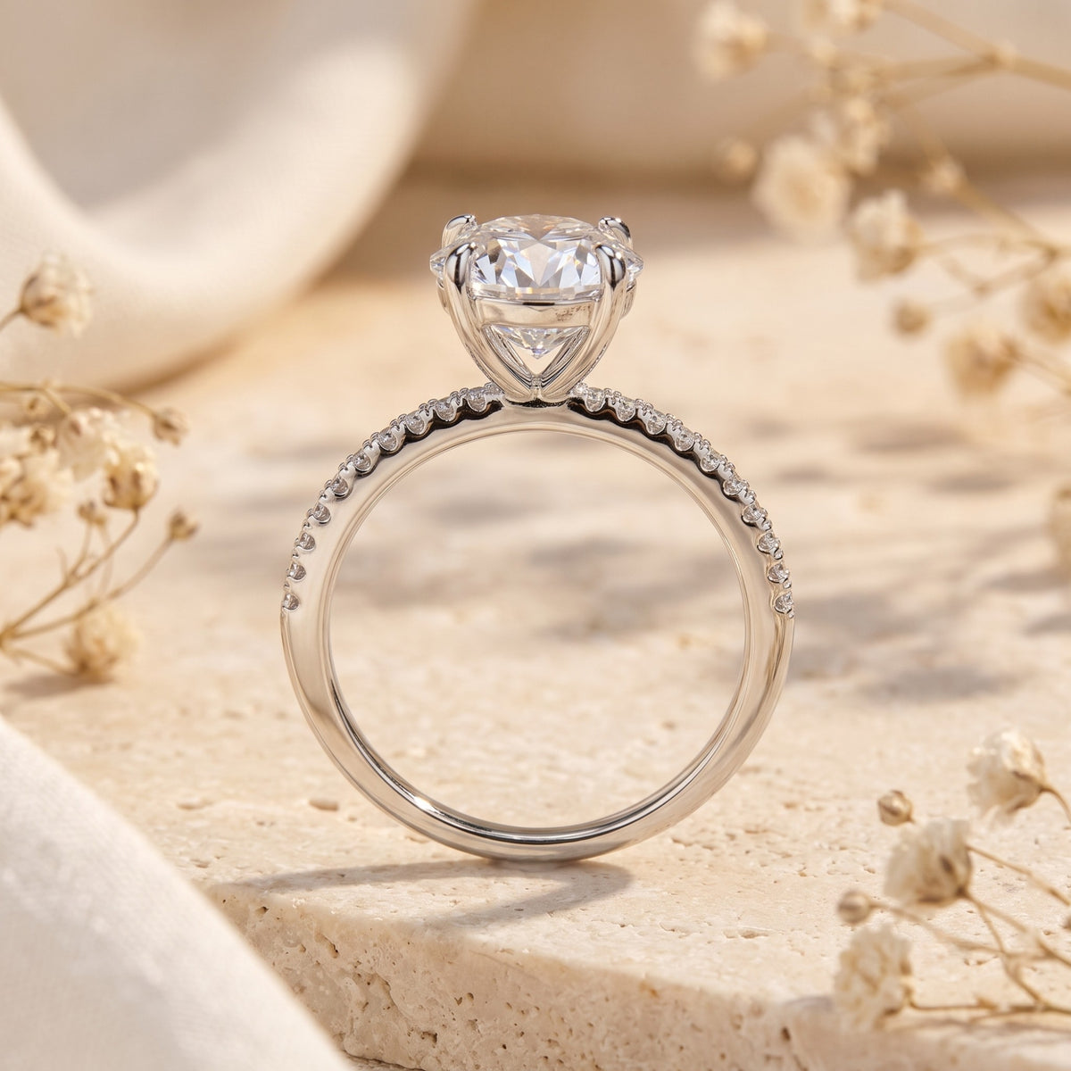 The Oval Cathedral Ring