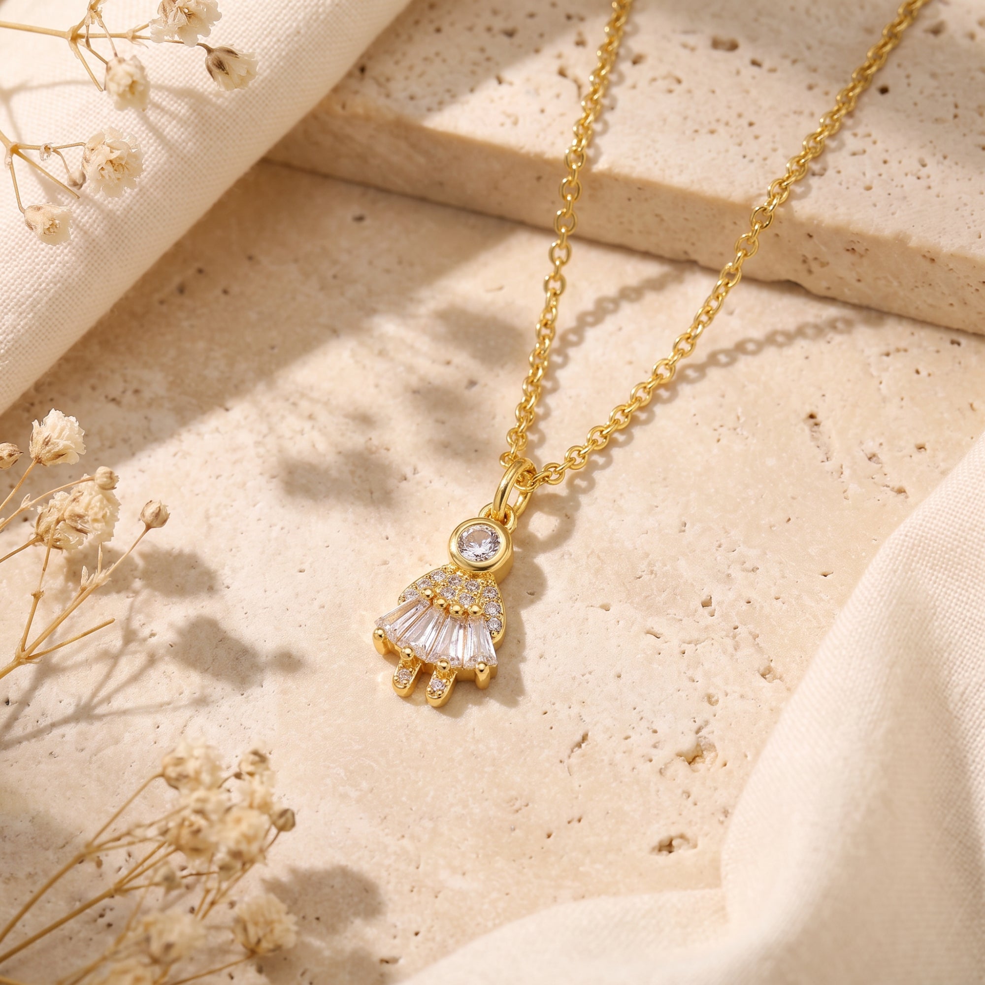 The Sweetheart Girl Necklace