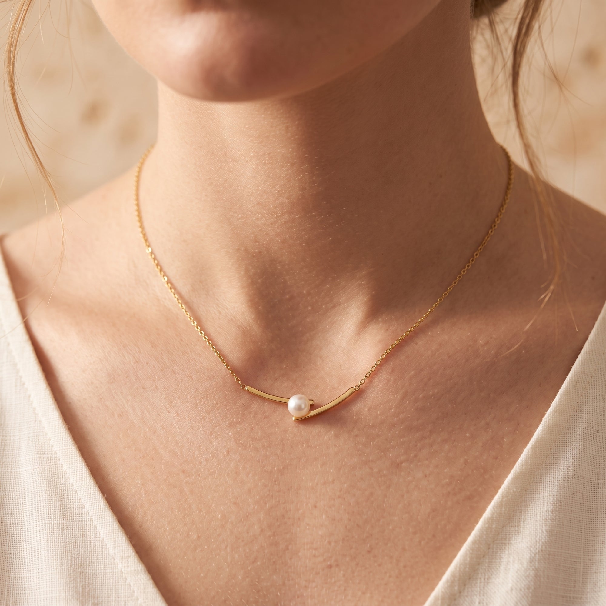 The Arc Pearl Bar Necklace
