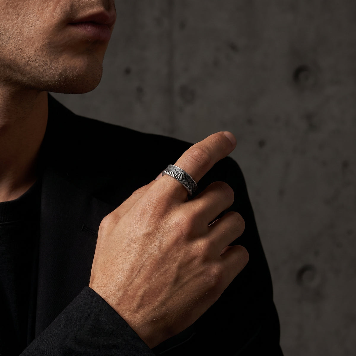 The Mountain Ridge Ring