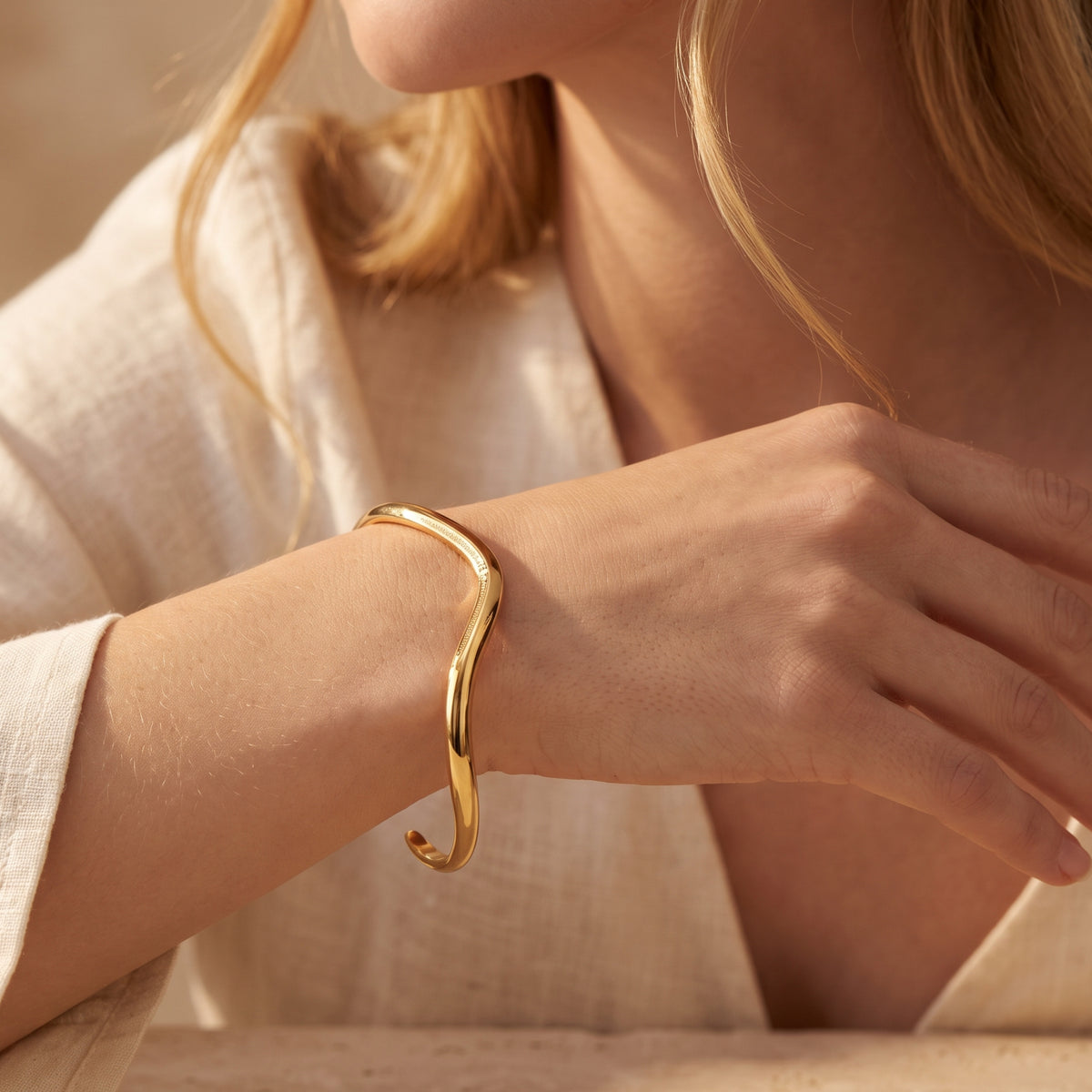The Sculpted Wave Bracelet