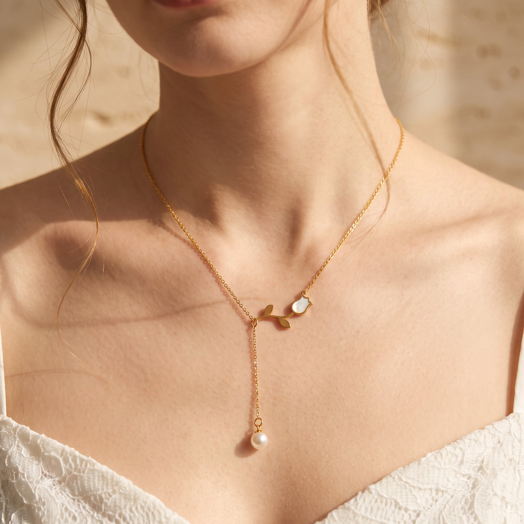 The Tulip Lariat Necklace