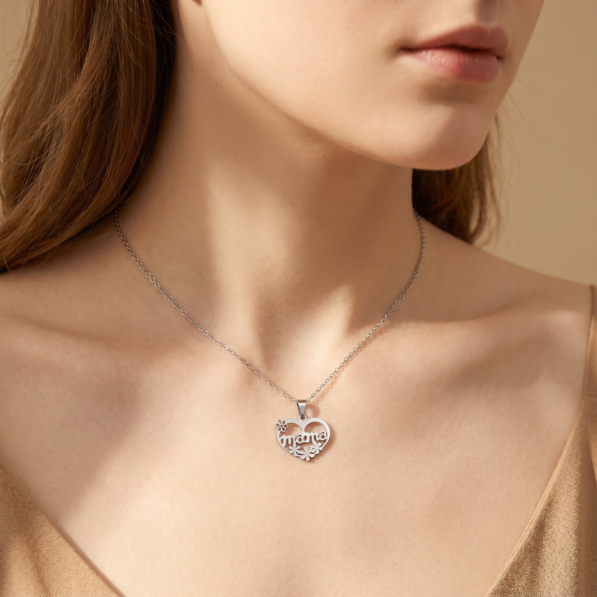 The Fleurisa Heart Necklace
