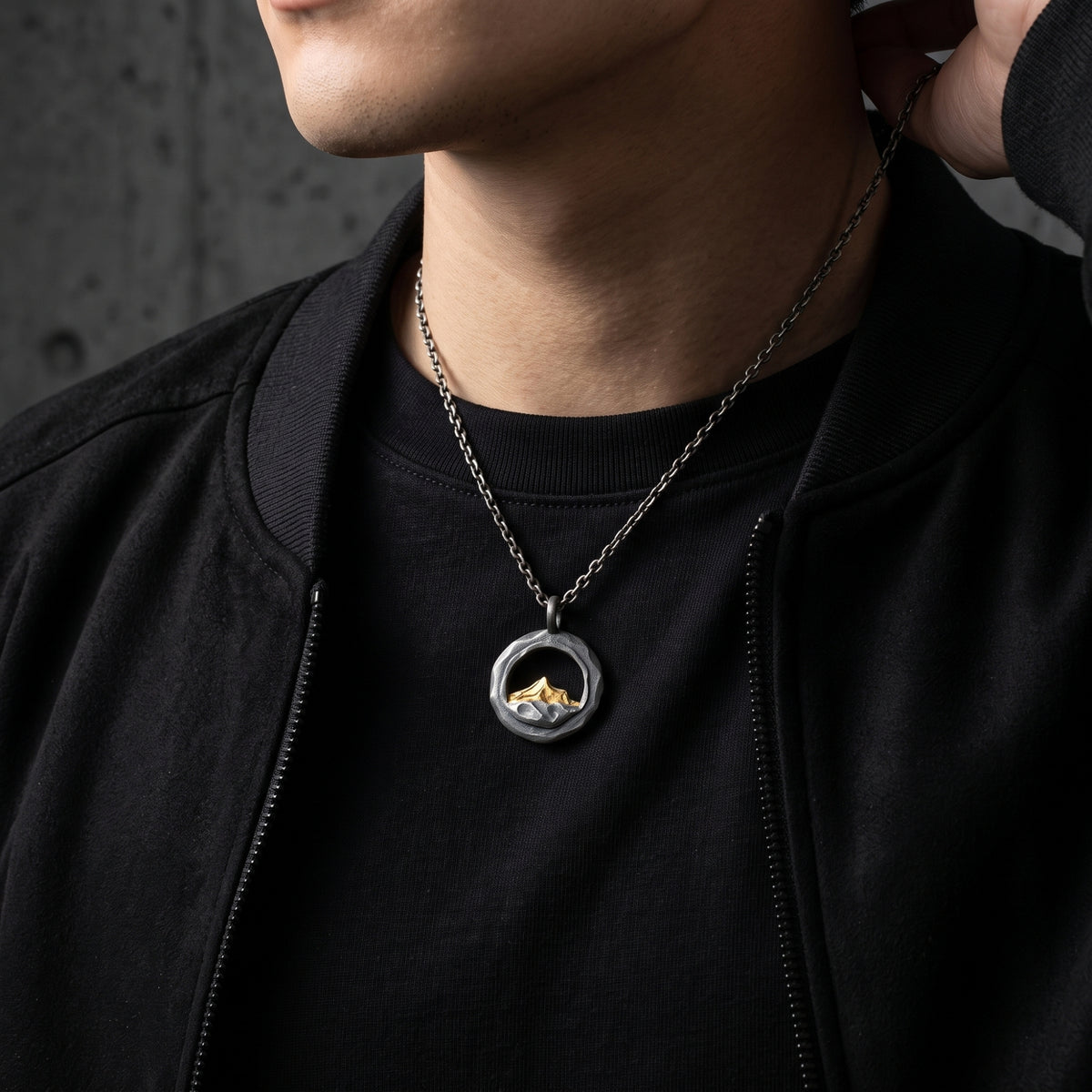 The Mountain Ridge Necklace