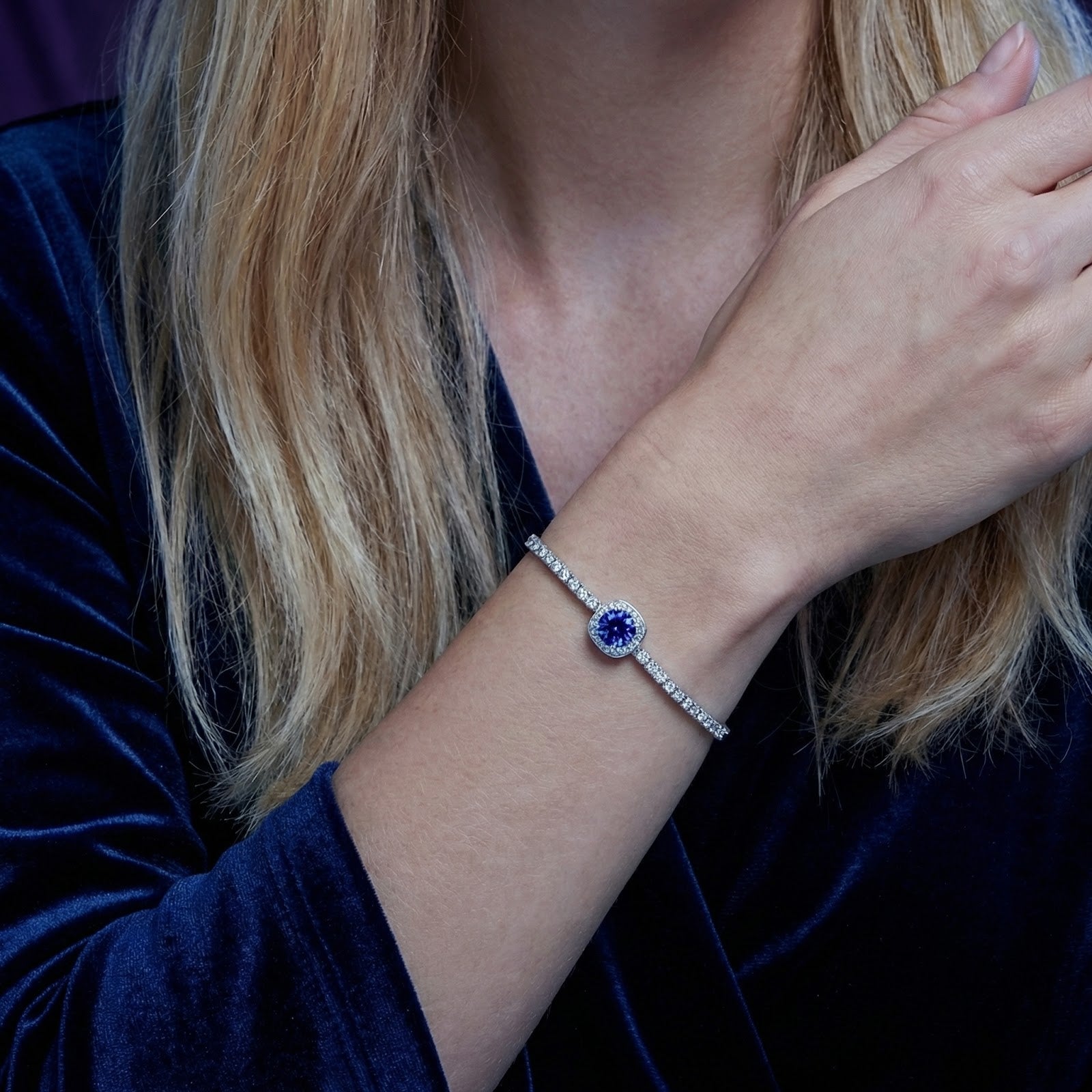 The Calyssie Halo Bracelet - S925 Sterling Silver