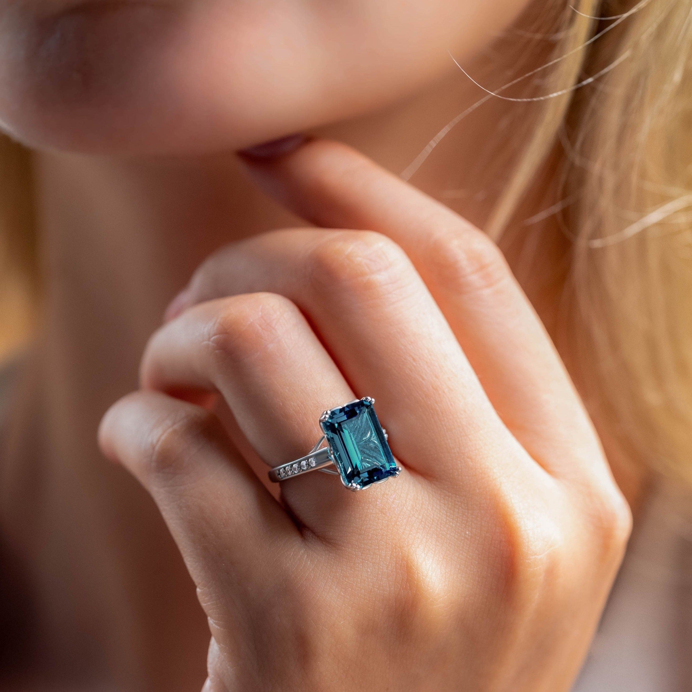 The Azure Dream | Moissanite