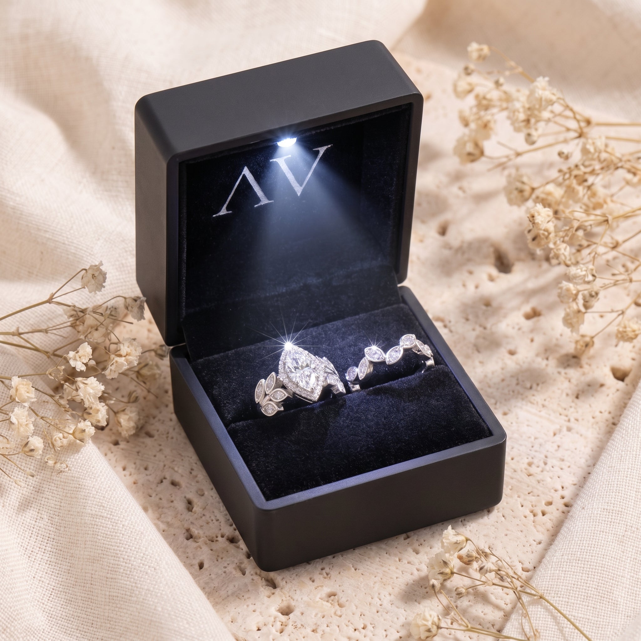 YLQ4579-rings - Premium LED Gift Box Presentation