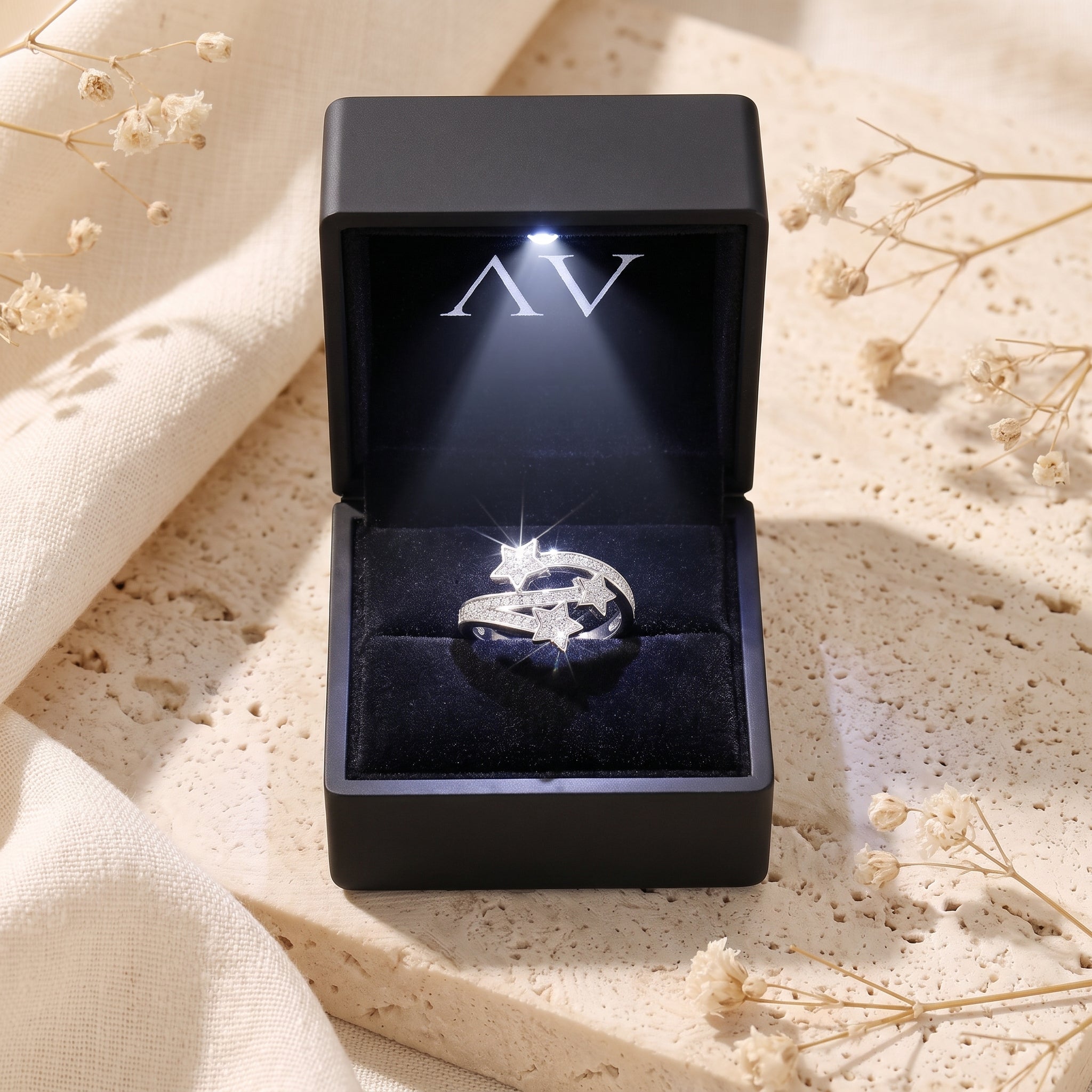 YLQ4813-rings - Premium LED Gift Box Presentation