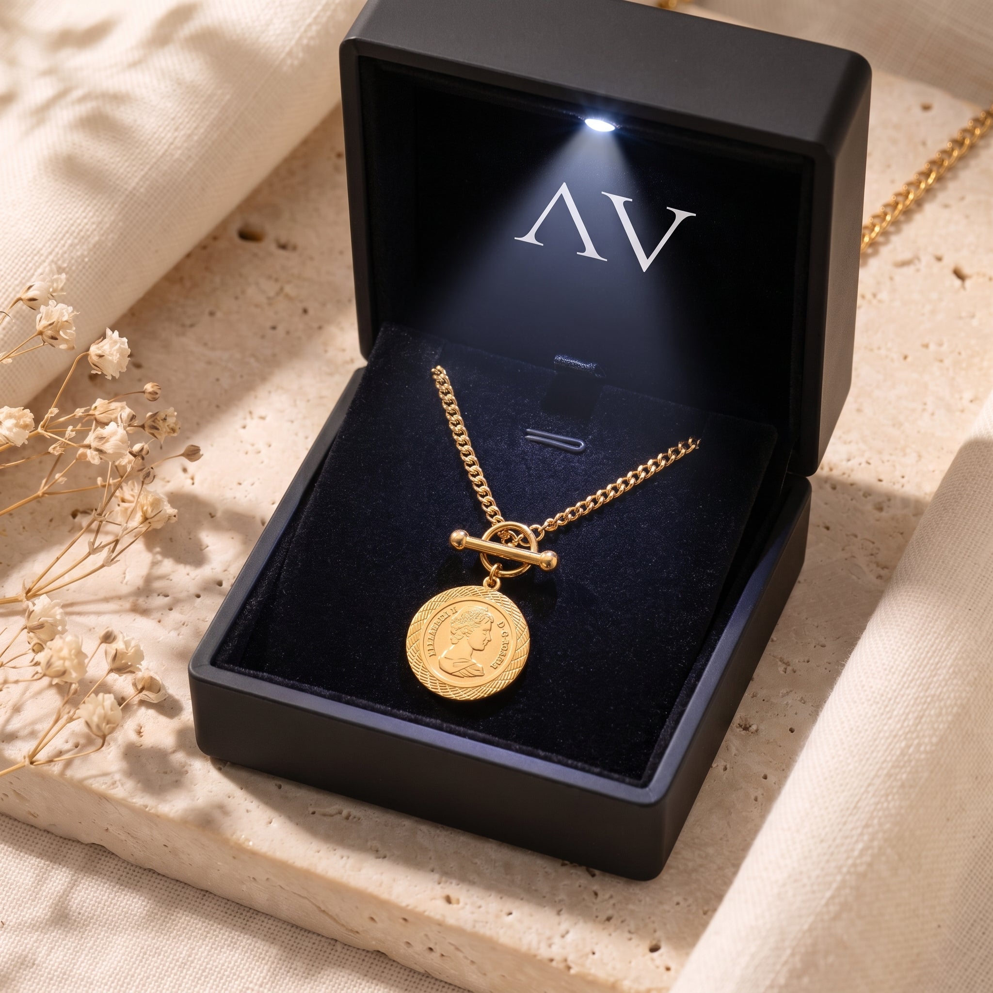 YLQ49185-NECKLACE - Premium LED Gift Box Presentation