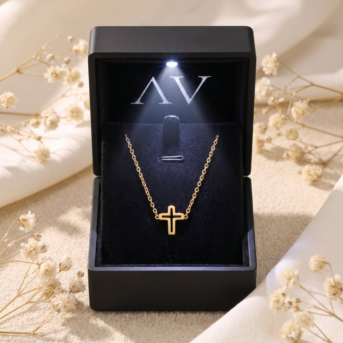 YLQ49554-cross necklace - Premium LED Gift Box Presentation