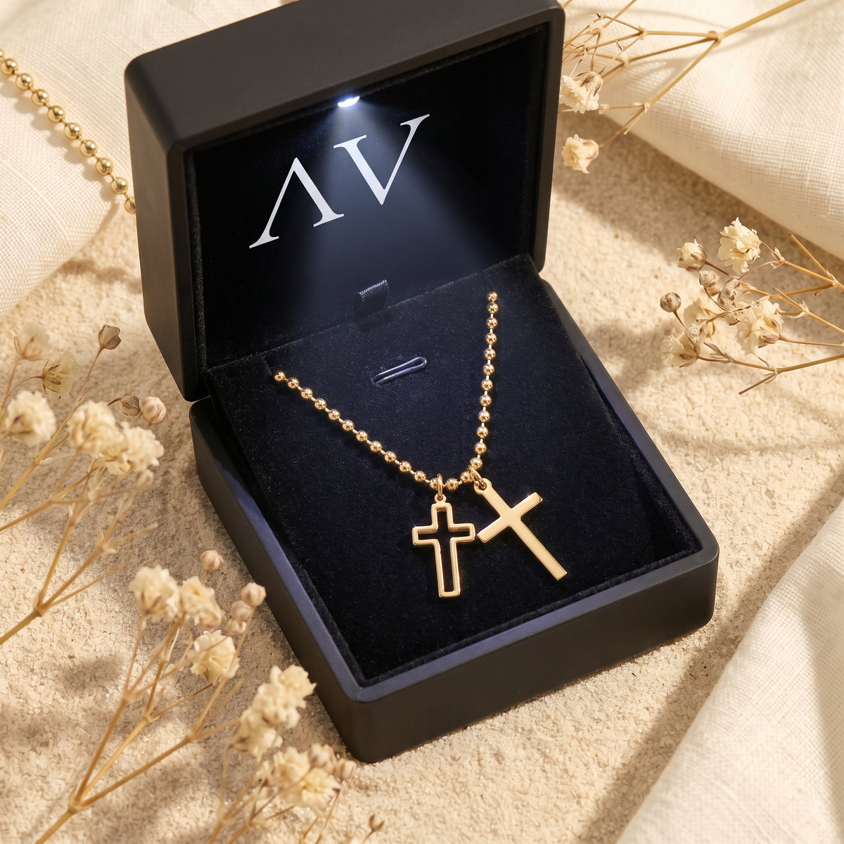 YLQ49564-cross necklace - Premium LED Gift Box Presentation