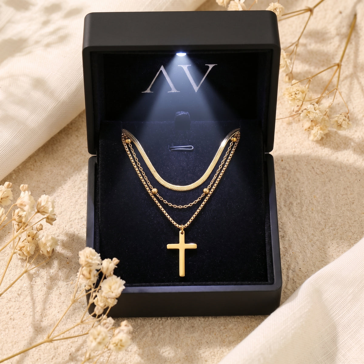YLQ49582-cross necklace - Premium LED Gift Box Presentation