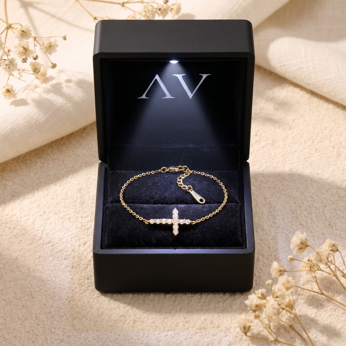 YLQ49602-bracelet - Premium LED Gift Box Presentation