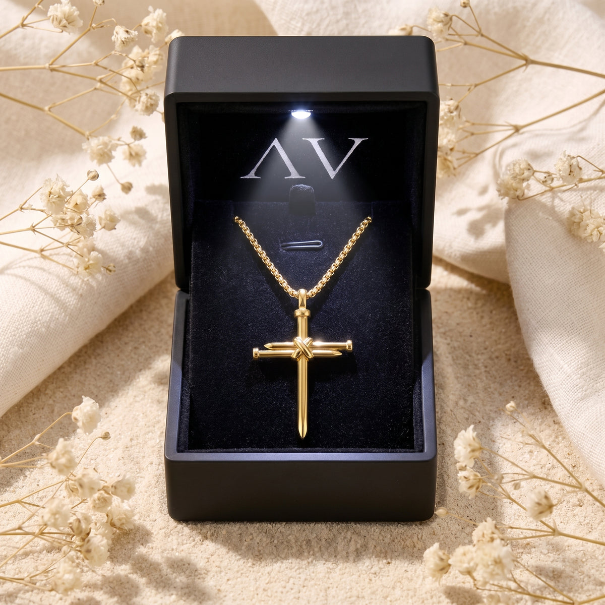 YLQ49648-cross necklace - Premium LED Gift Box Presentation