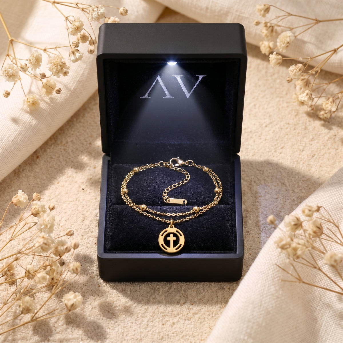 YLQ49797-bracelet - Premium LED Gift Box Presentation