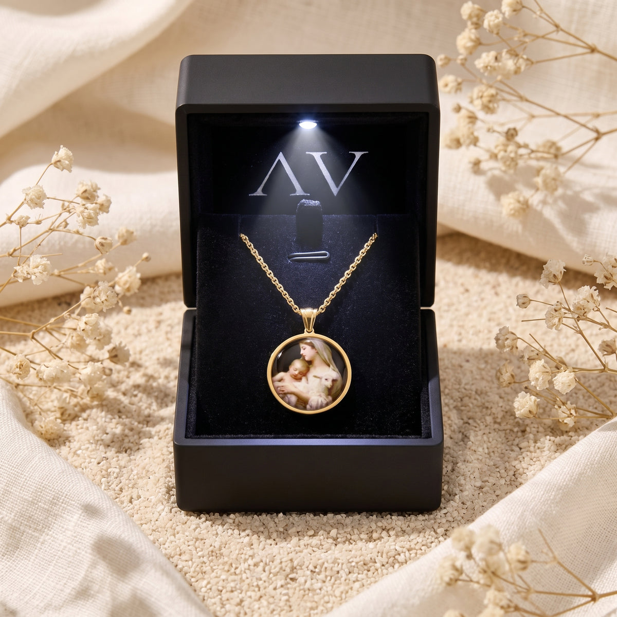 YLQ50594-Necklace - Premium LED Gift Box Presentation