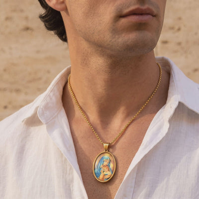 YLQ50600-Necklace lifestyle video