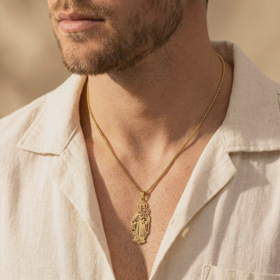 YLQ49683-cross necklace lifestyle video