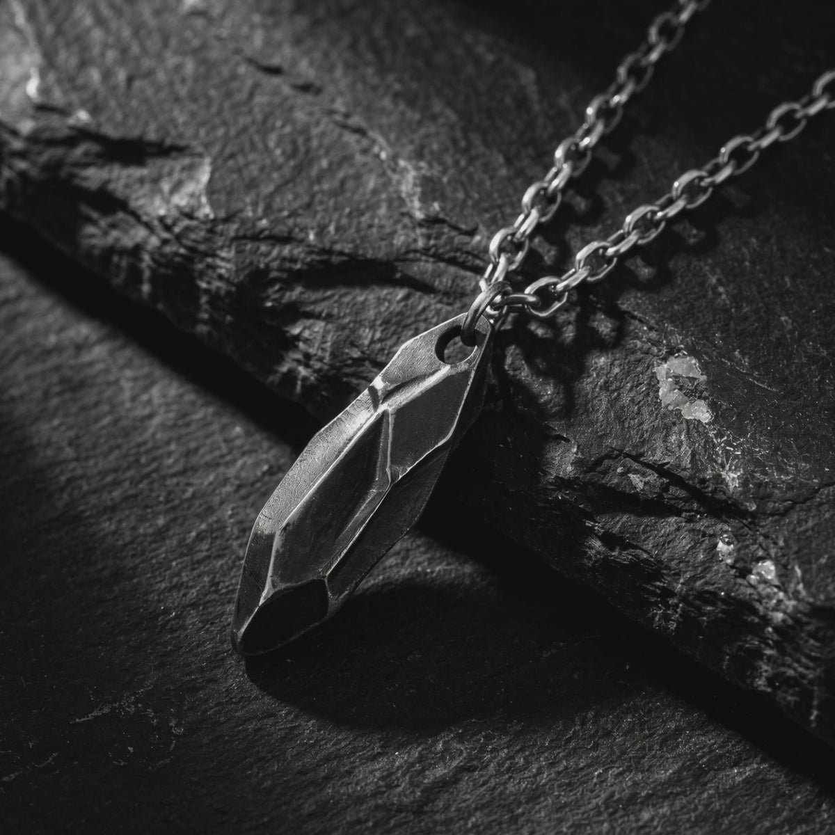 YLQ49931-Necklace rotation video