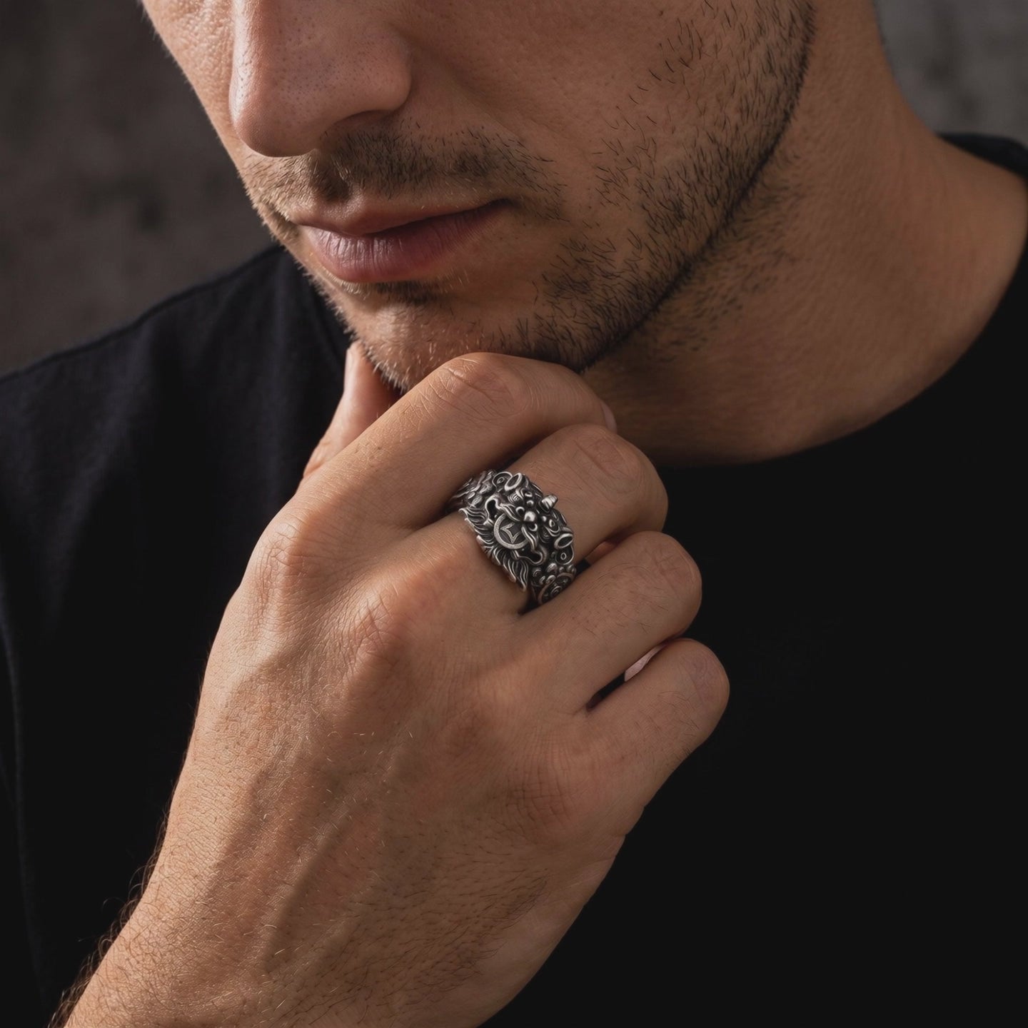 YLQ49968-rings lifestyle video