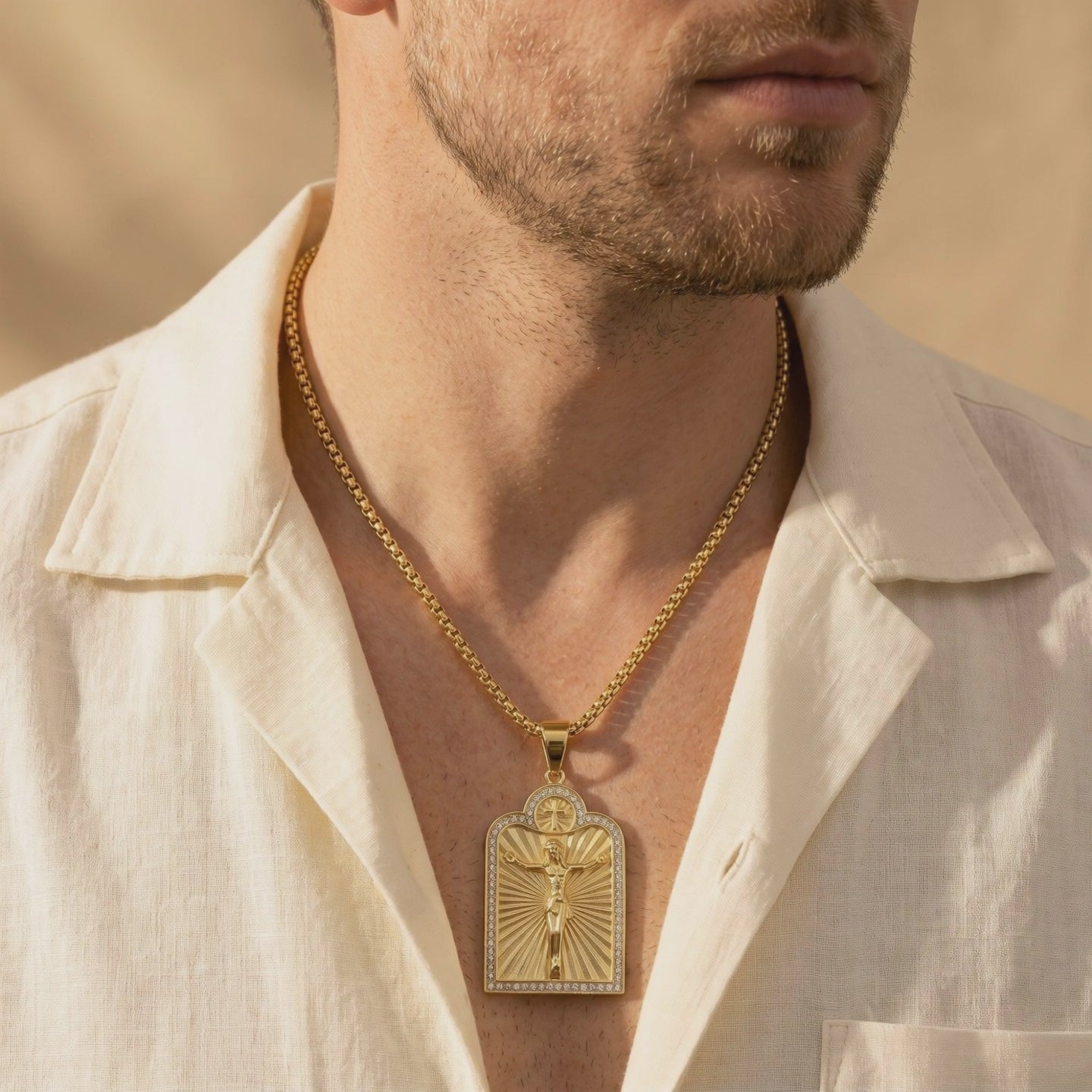YLQ49667-cross necklace lifestyle video