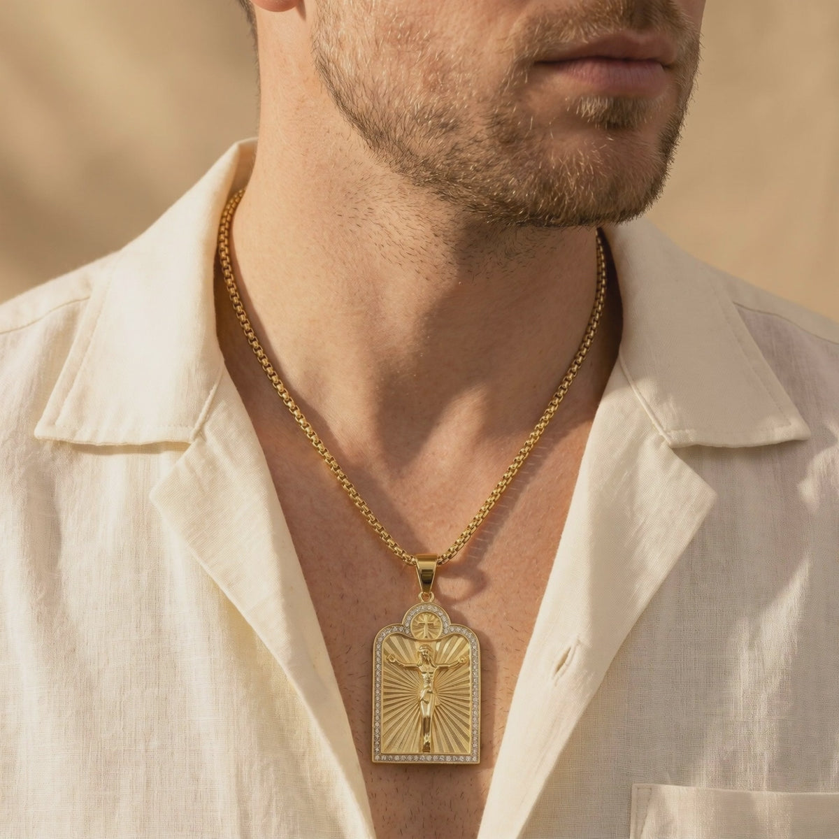 YLQ49667-cross necklace lifestyle video