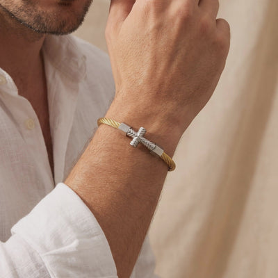 YLQ49823-bracelet lifestyle video
