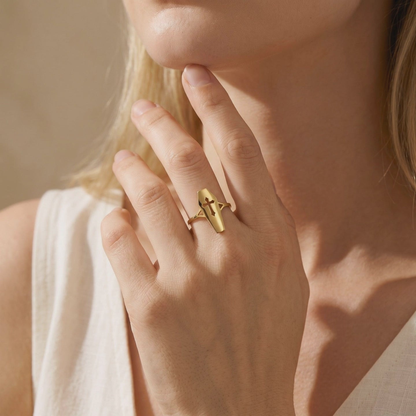 YLQ49637-ring lifestyle video