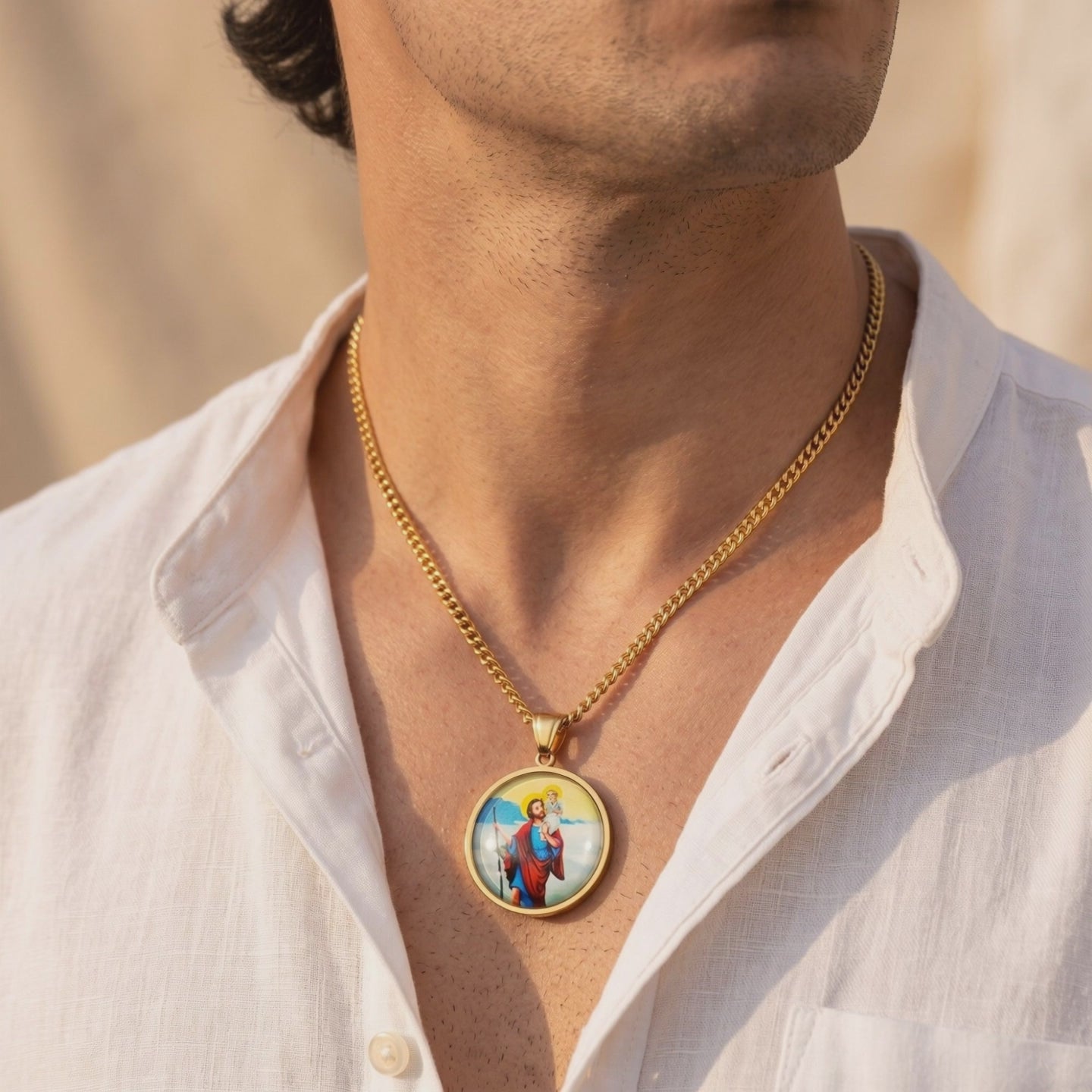 YLQ50599-Necklace lifestyle video