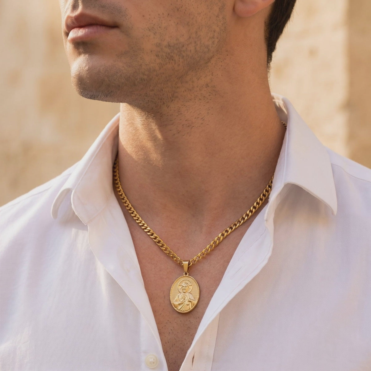 YLQ49705-cross necklace lifestyle video