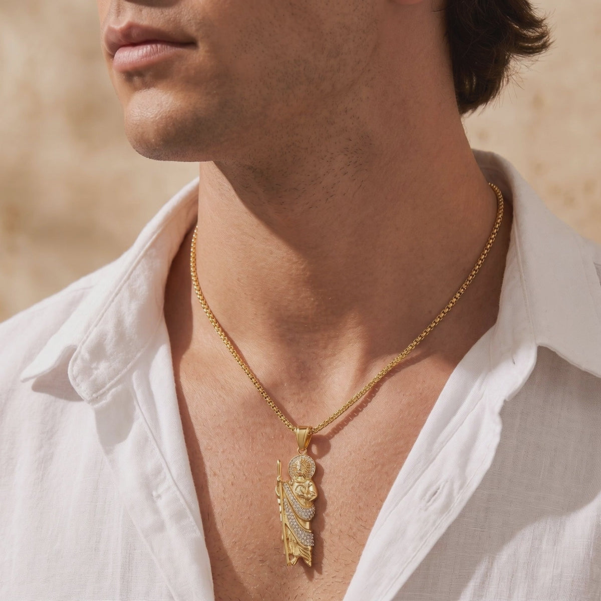 YLQ49685-cross necklace lifestyle video