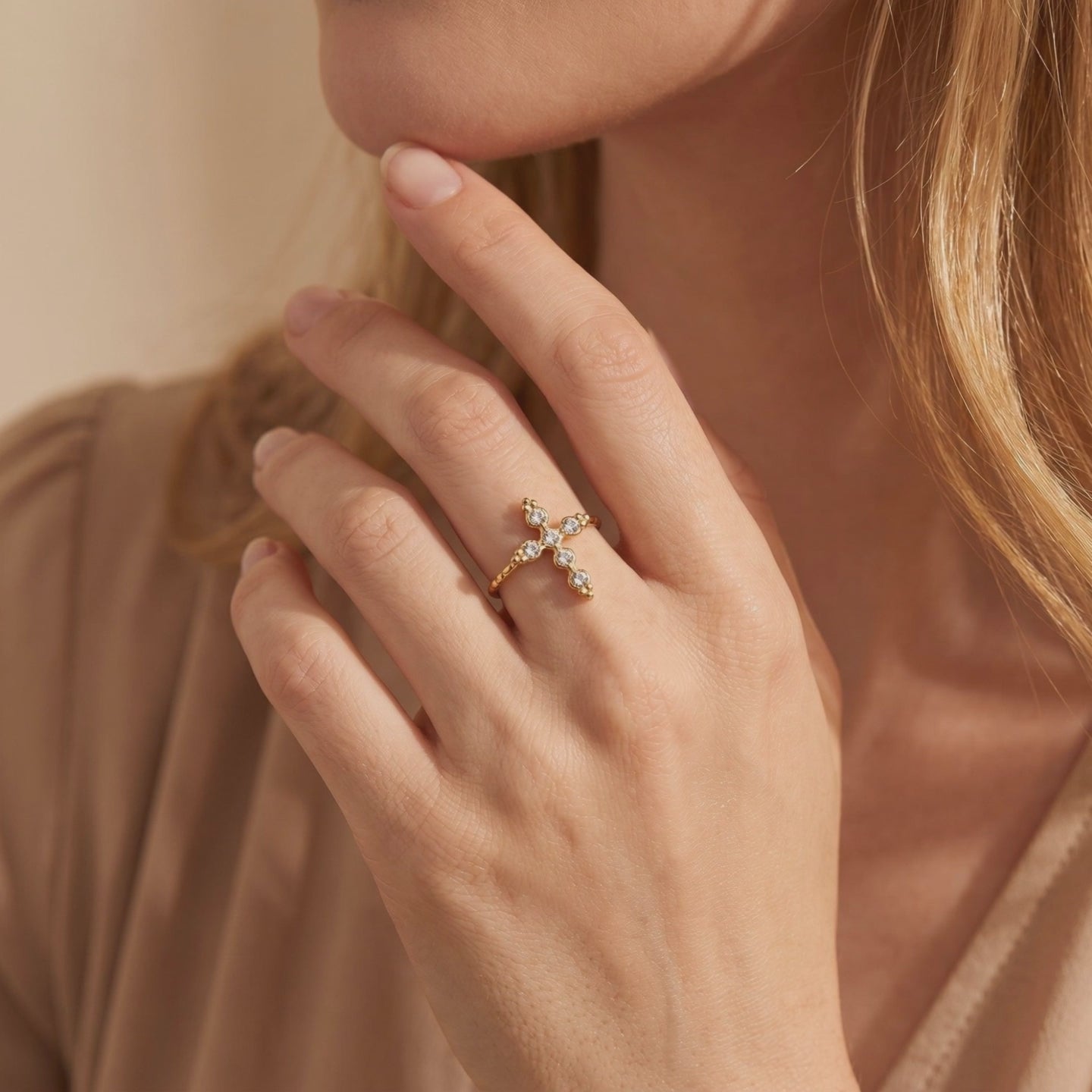 YLQ49634-ring lifestyle video