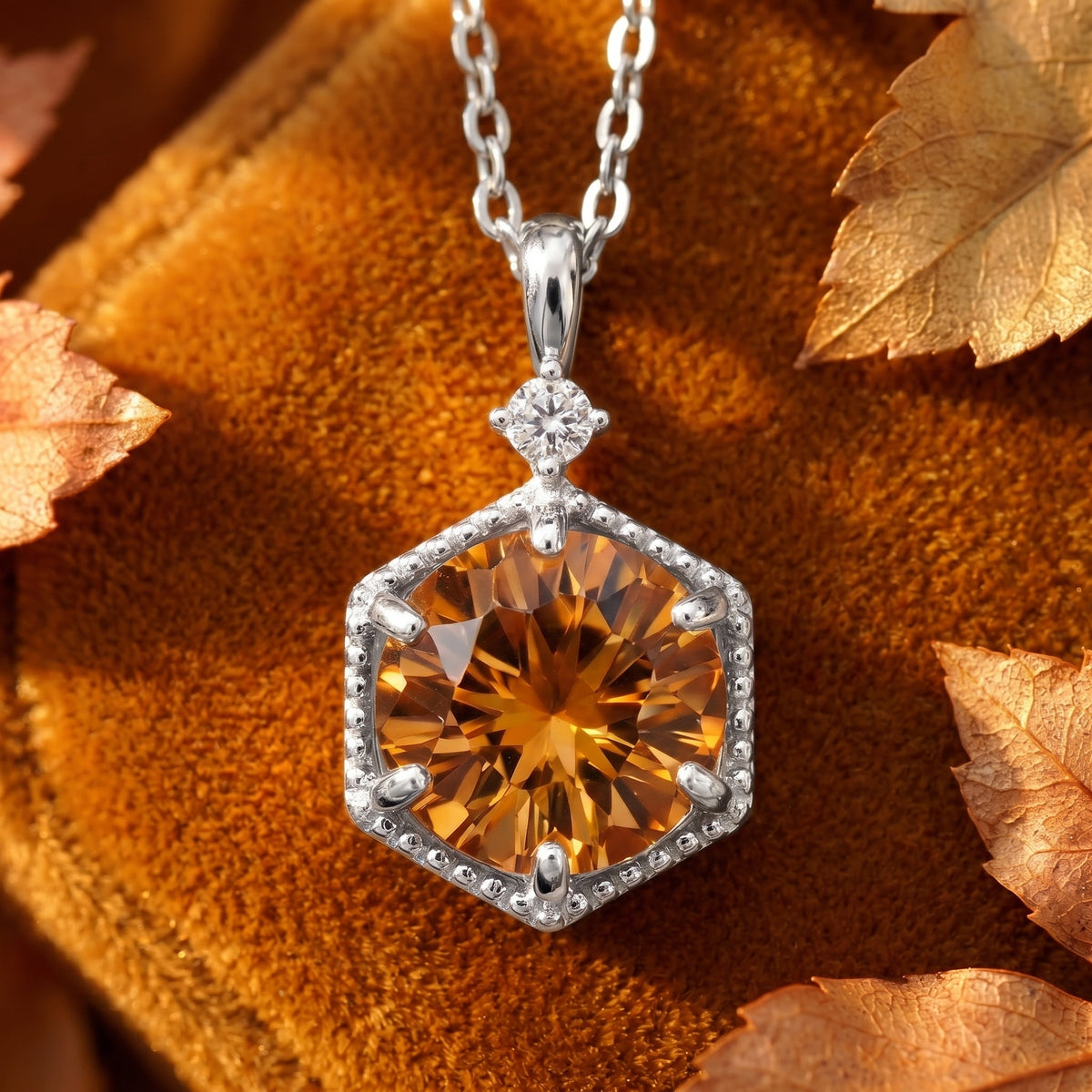 the-kyrelle-hex-18k-gold-vermeil in silver finish