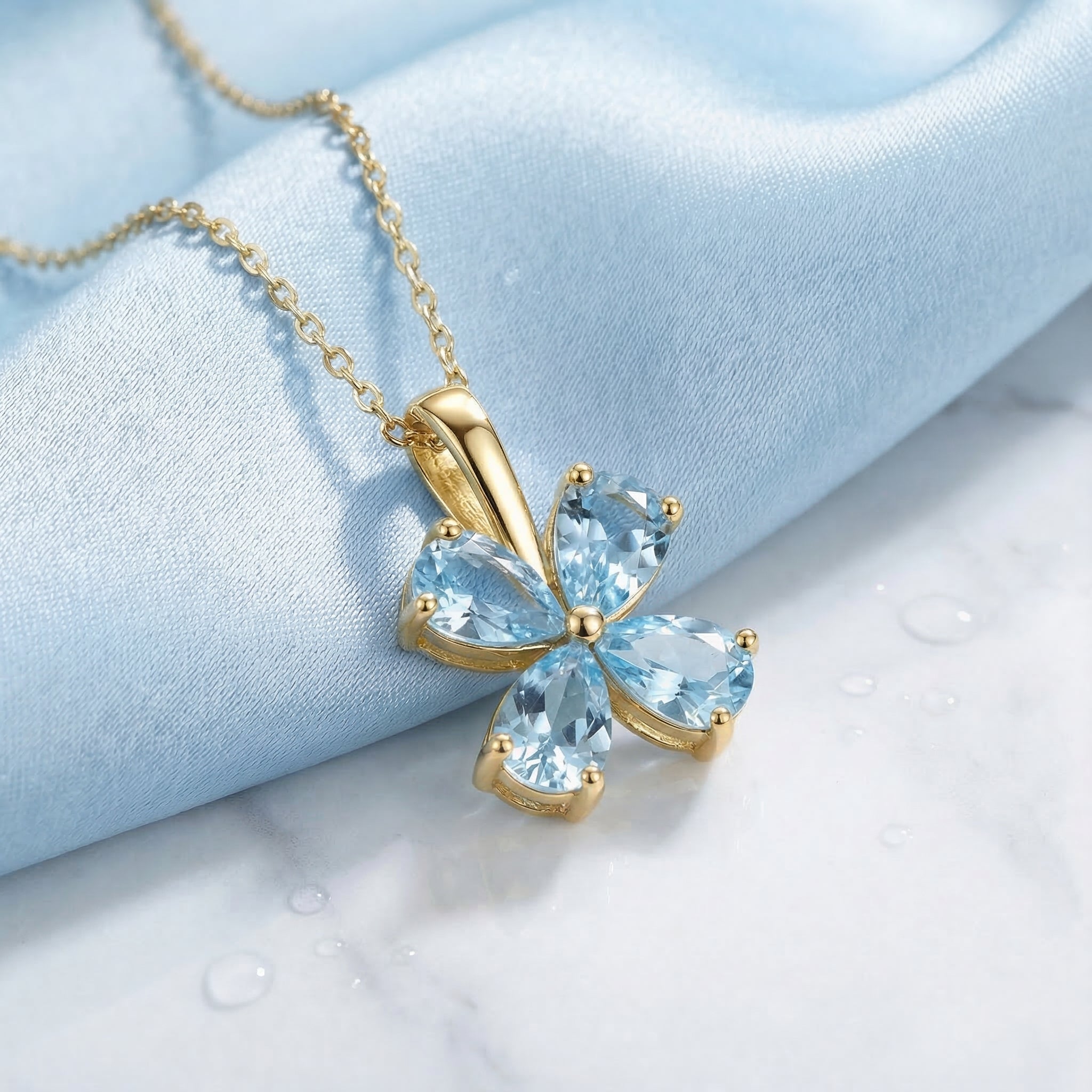 the-solara-clover-s925-sterling-silver in gold finish